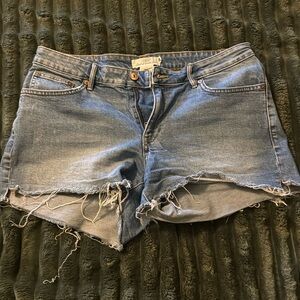 Logg H&M shorts size 12